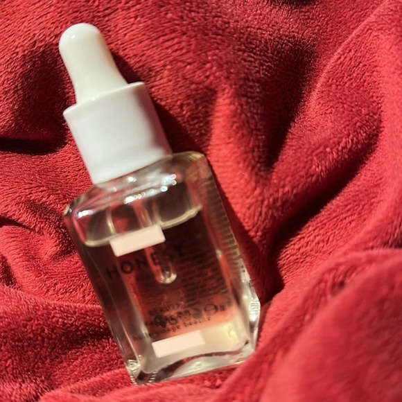 Honest Beauty organic Face Oil - Picture 4 of 6